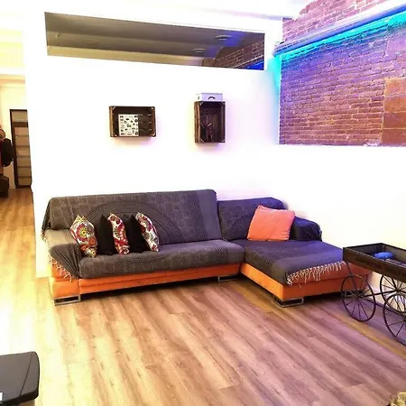 Apartment Roos, Design Loft Near The Sea.