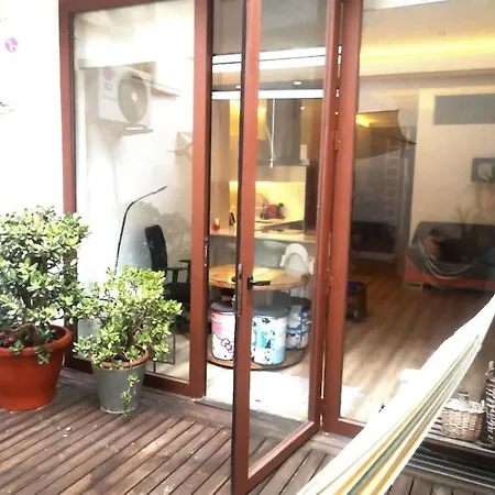 Roos, Design Loft Near The Sea. *