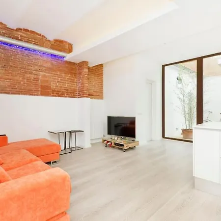 Roos, Design Loft Near The Sea.
